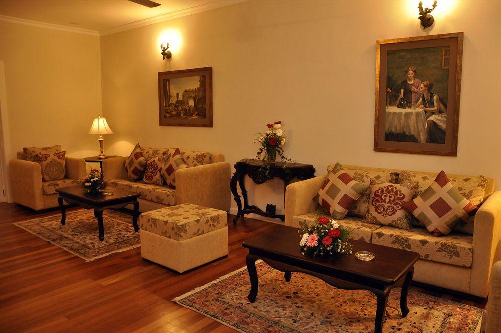 Langdale Boutique Hotel By Amaya نوفارا إيلِيا المظهر الخارجي الصورة